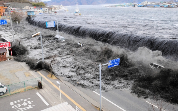 چگونه ژاپن زلزله و سونامی را مدیریت کرد